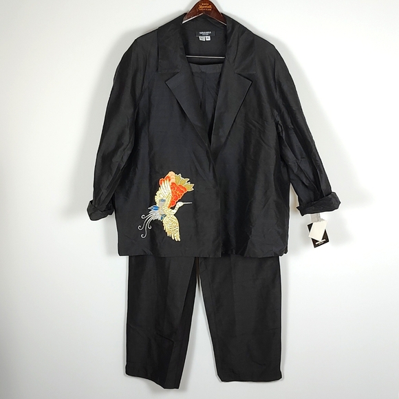 EUC VTG 100% Silk Nira Nira NY Designer Black 2-Piece Suit Embroidered Size XL - Picture 3 of 16